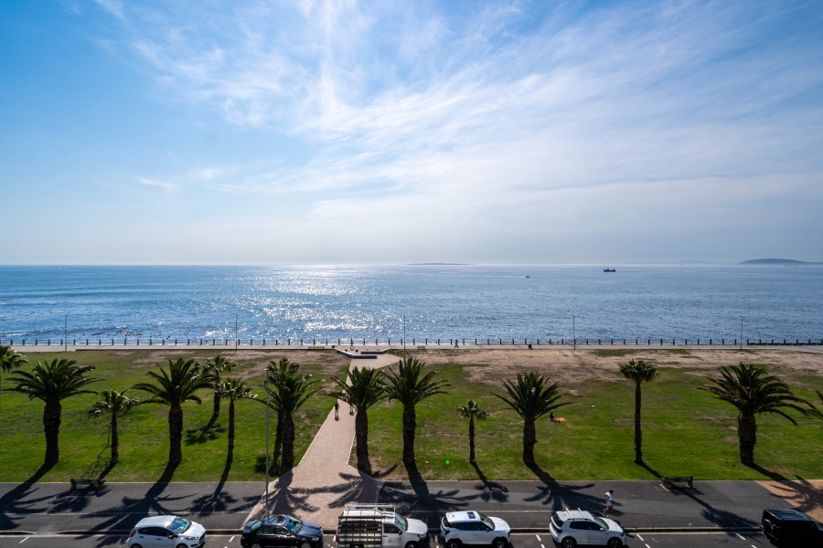 2 Bedroom Property for Sale in Mouille Point Western Cape